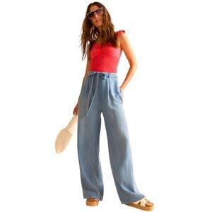 Francesca’s Chic flattering silhouette Chambray Wide-Leg comfort Palazzo Pants